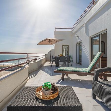 Costa Beach Apartment By The Portuguese Butler Costa de Caparica Exteriör bild