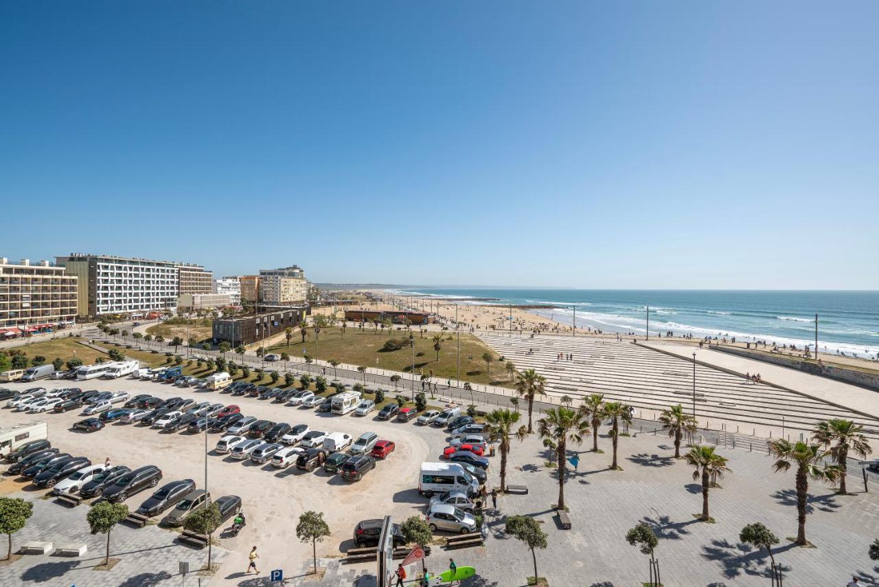 Costa Beach Apartment By The Portuguese Butler Costa de Caparica Exteriör bild